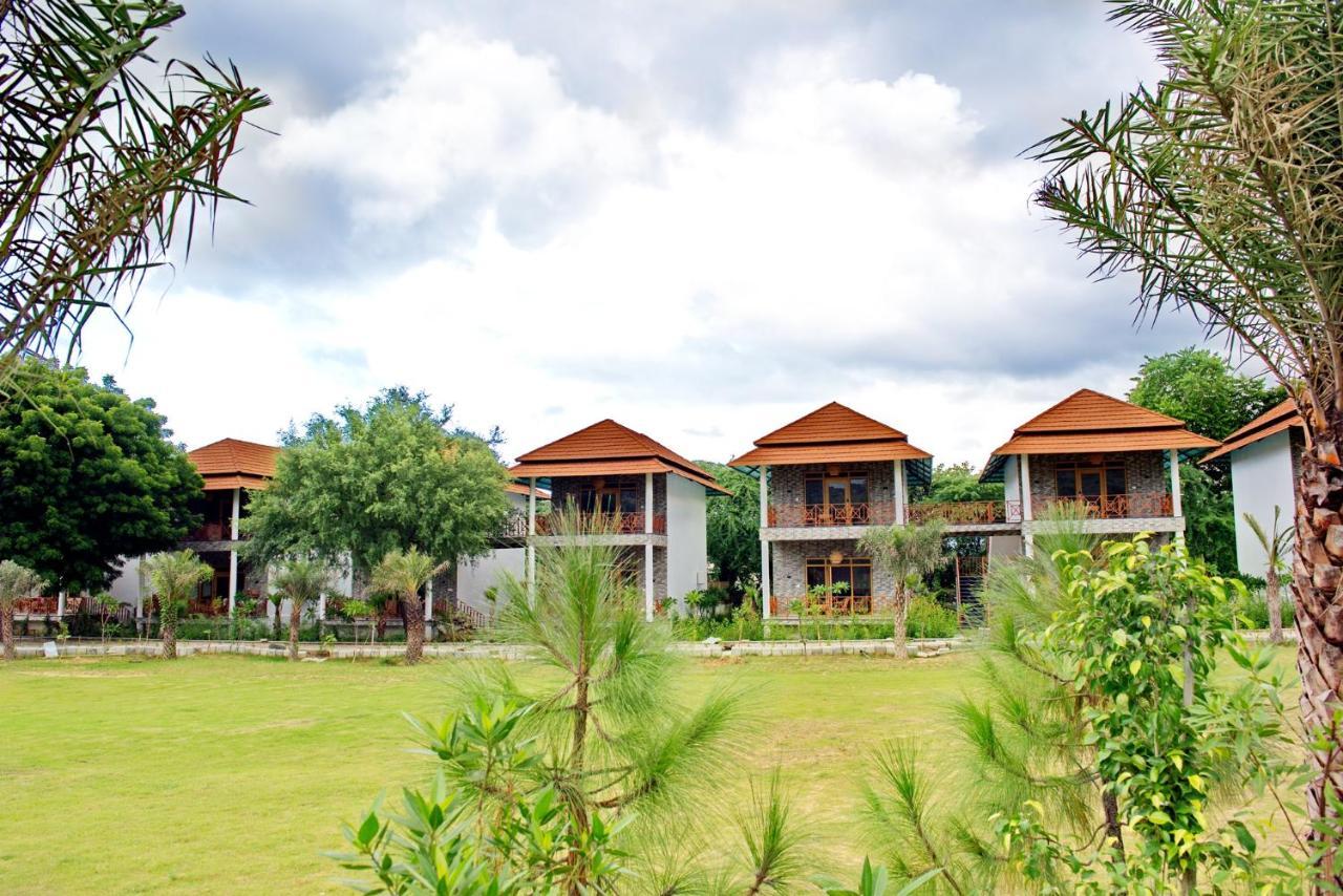 Wild Rose Resort & Spa Pushkar Exterior photo